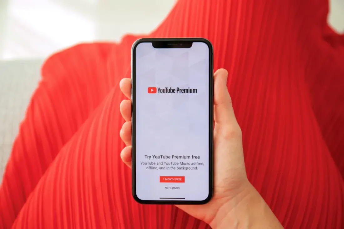 YouTube lance une offre duo en France : partagez votre abonnement premium !