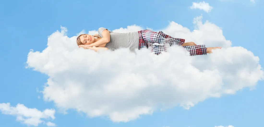 Découvrez les secrets de vos rêves : types, théories et avancées scientifiques