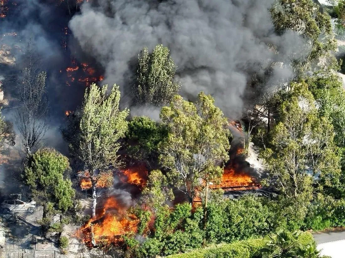Incendie dévastateur au camping d'Agde : évacuation d'urgence et destruction massive