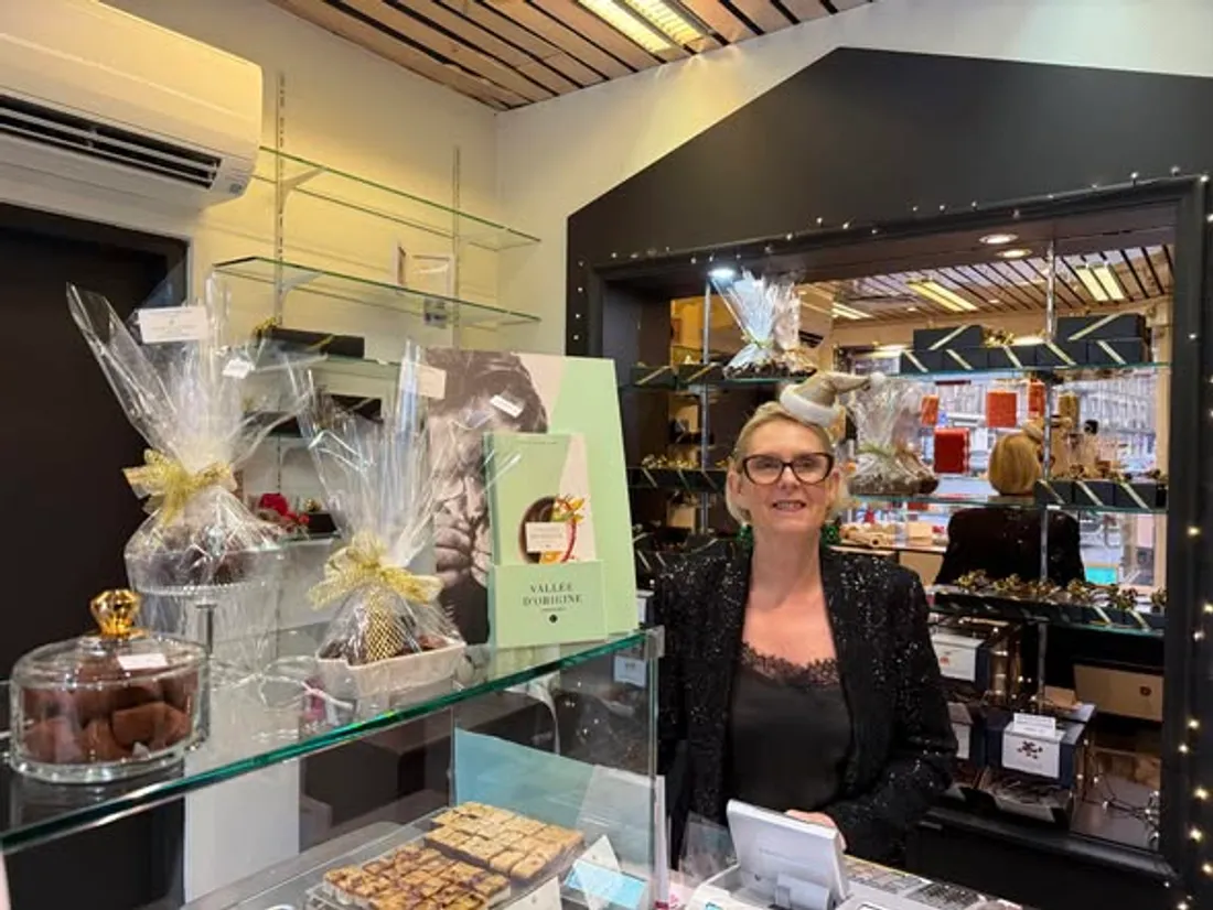 La chocolaterie Vallée d'Origine  de Vire Normandie  est prise d'assaut avant le réveillon de Noël.