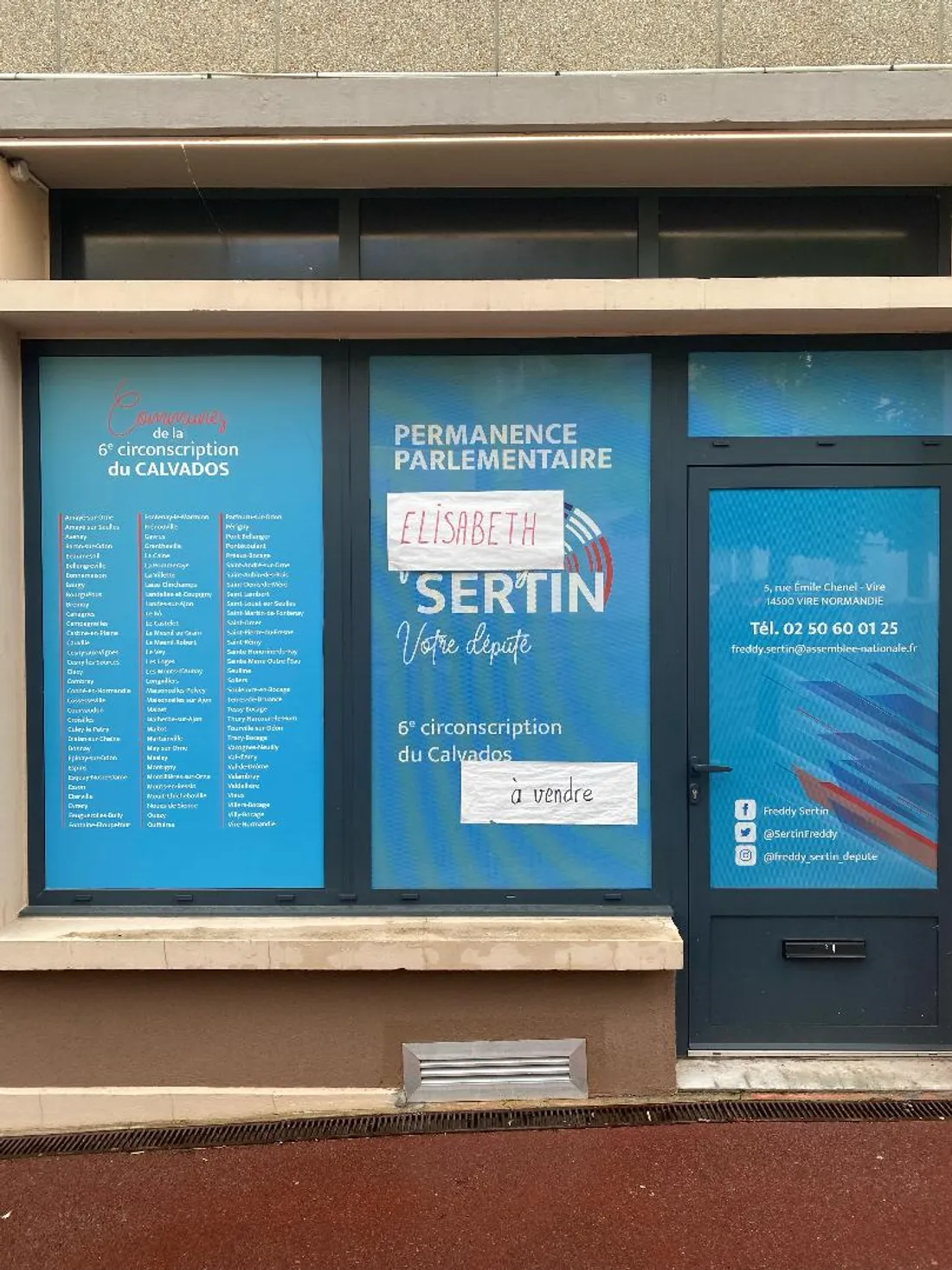 La vitrine qui porte toujours le nom de Freddy Sertin a été "mise à jour" et "mise en vente".