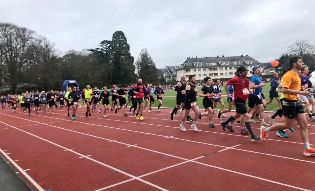 La 41e édition des Foulées de Bayeux ce dimanche a attiré 4 580 passionnés de running.