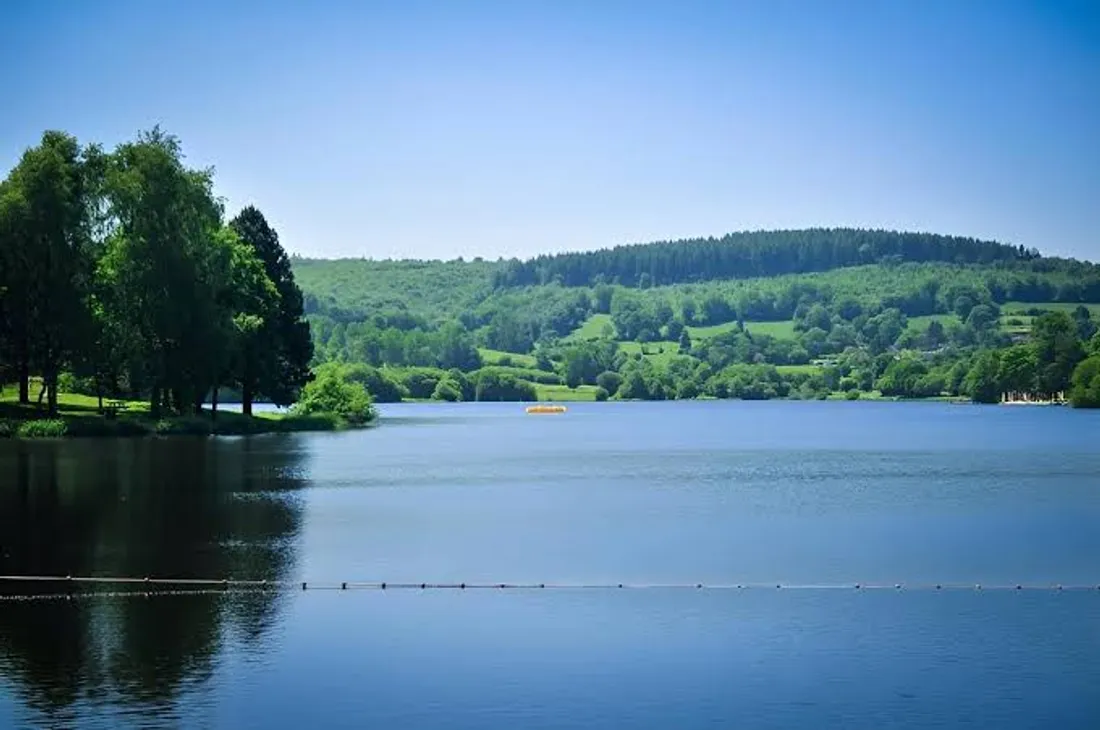 LAC DE LA DATHEE