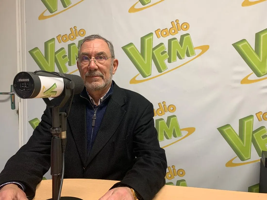 Serge Couasnon souhaite une meilleure prise en charge des SDF à Vire Normandie.