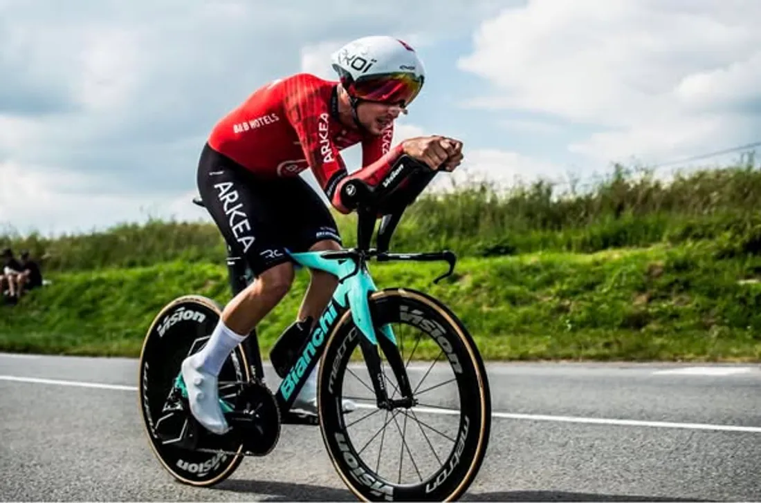 Le Bayeusain Kévin Vauquelin a pris la 7e place du Tour de France 2025.