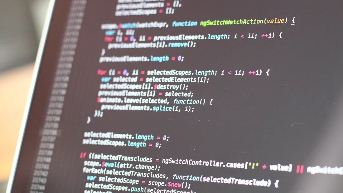 Informatique (code, piratage)