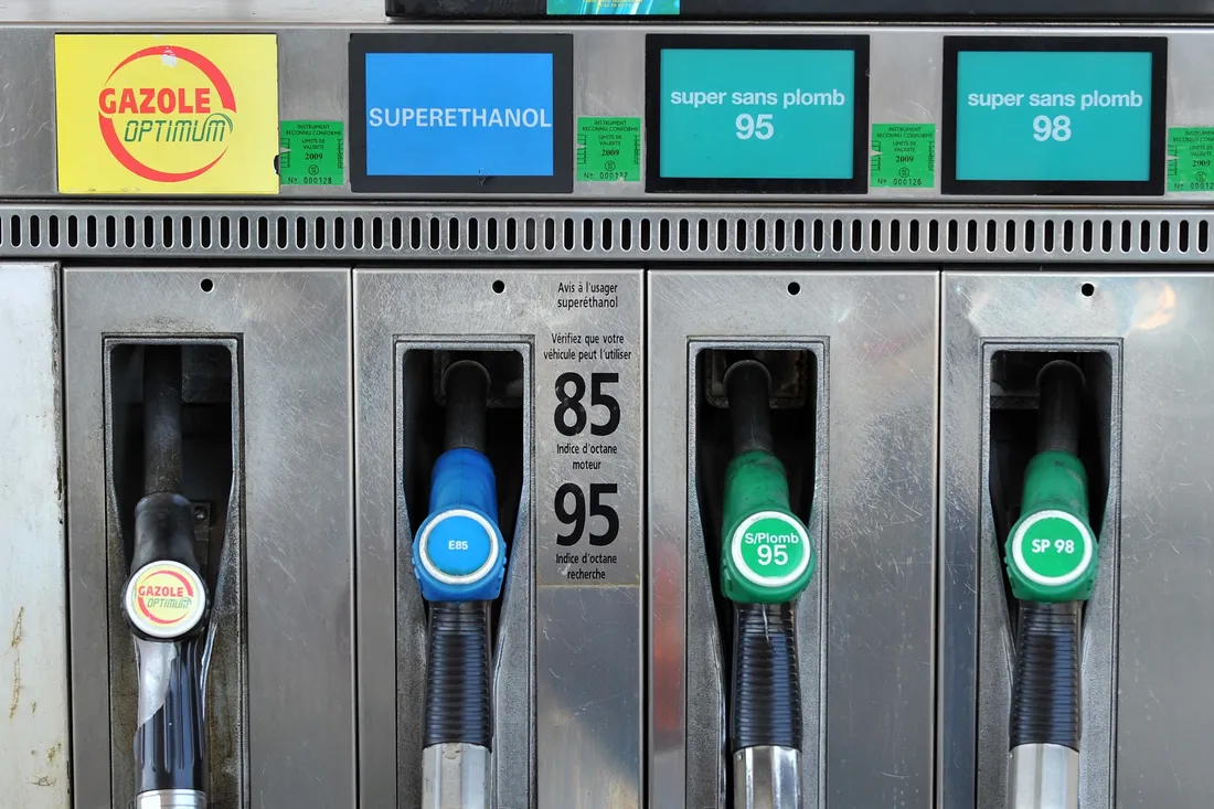 Contrôles renforcés dans les stations-service face à la hausse des carburants