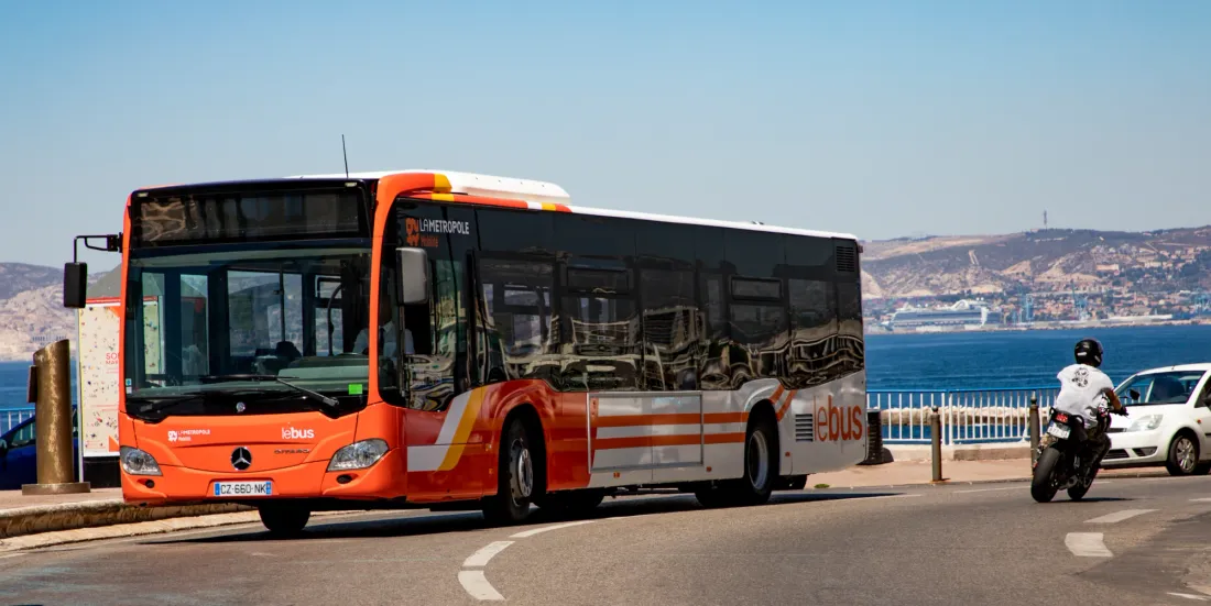 Transports gratuits pour les jeunes et les seniors dans la Métropole Aix-Marseille-Provence
