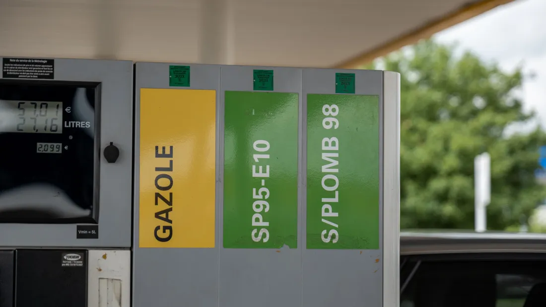 Les prix des carburants poursuivent leur baisse en France