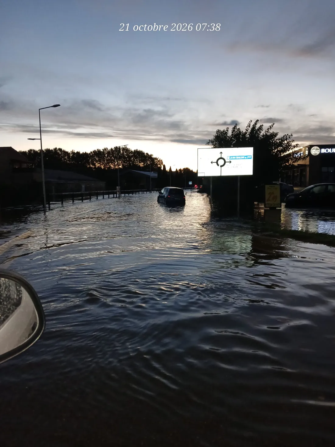 Inondations : de Martigues à Arles, comment les maires ont agi, avec quels moyens 