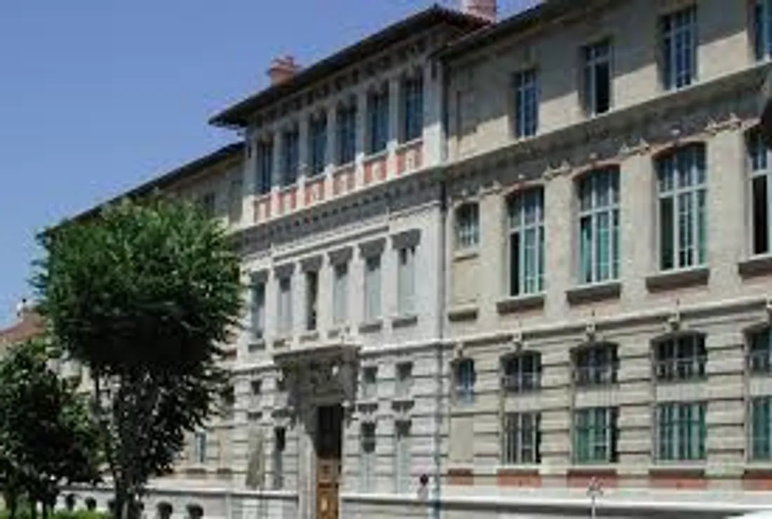 ] Un professeur de Marseille menacé de mort sur Snapchat : enquête en cours