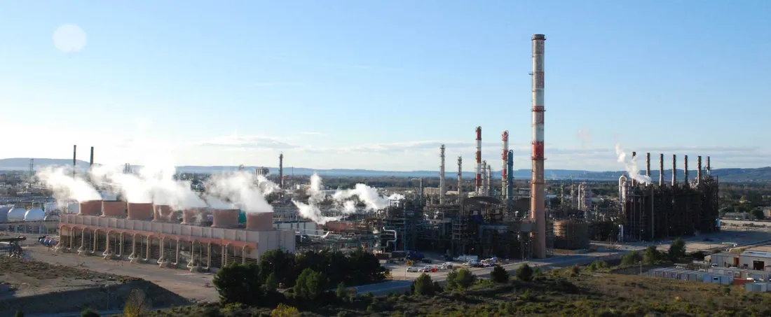 Pollution aux PFAS : LyondellBasell à Berre l'Étang rejette illégalement des polluants éternels