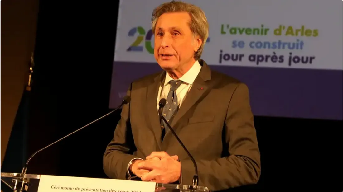 [ POLITIQUE - ARLES ] Vœux 2024 à Arles : Patrick de Carolis se projette "dans un avenir serein"