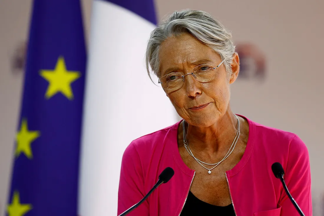 [POLITIQUE] Elisabeth Borne devant les micros