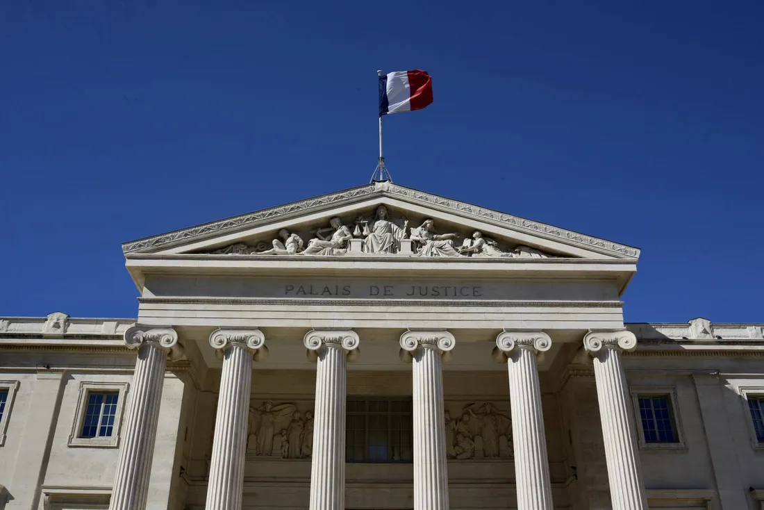 Marseille : le mineur soupçonné d’avoir brûlé une femme au visage déféré pour « acte de barbarie »