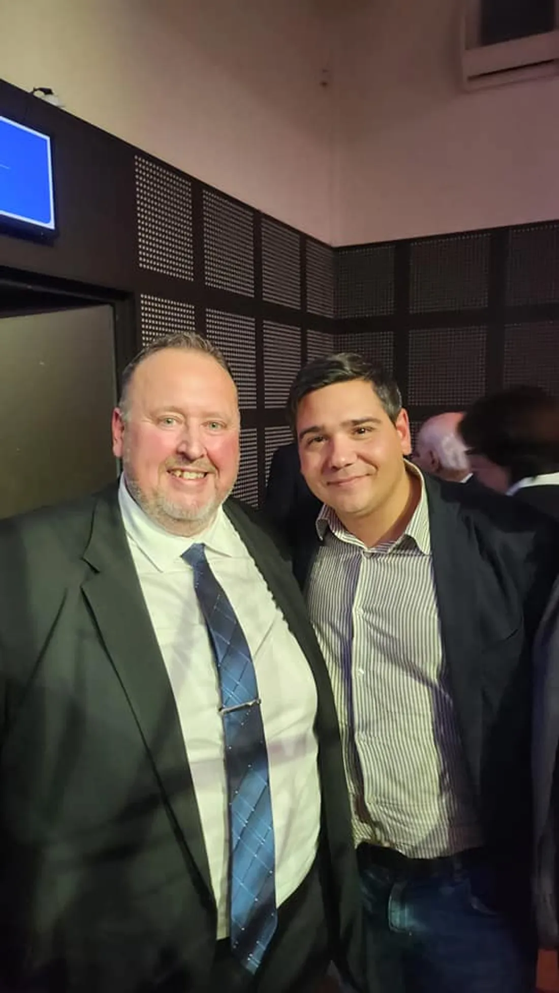 Stéphane Paglia, président de CCI du Pays d'Arles, décoré de l'ordre national du mérite