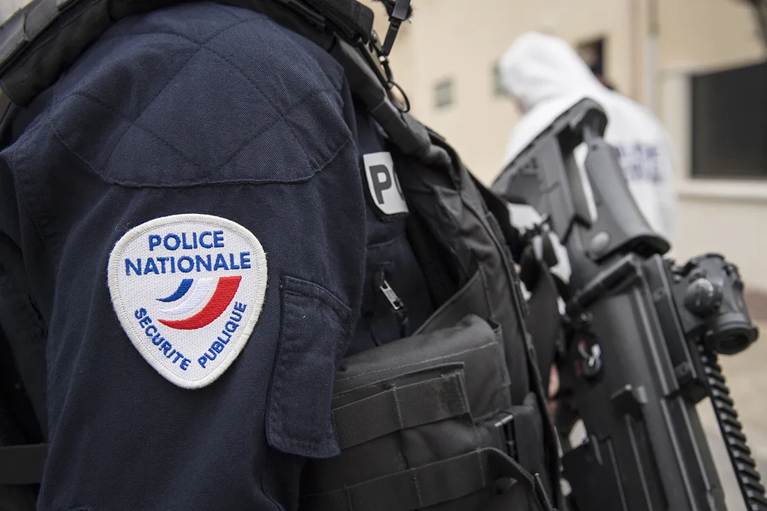 La Police Nationale Recrute : Opportunité de Carrière dans le Gard pour les Jeunes Adjoints