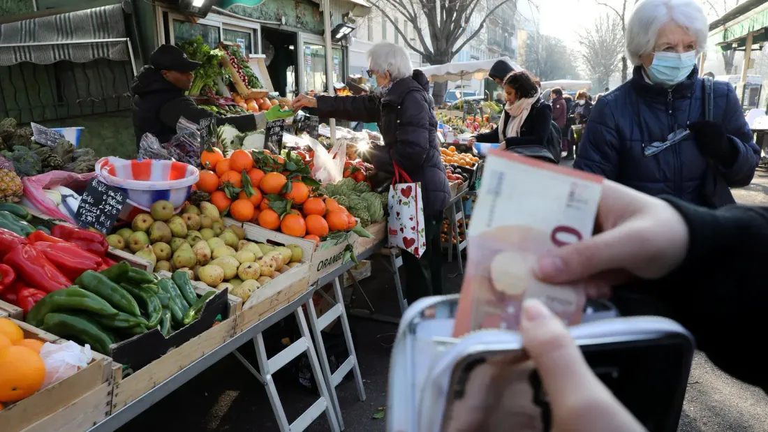 [ ECONOMIE ] "Impossible de remplir son frigo" : en Provence, 30% des ménages pauvres sont retraités