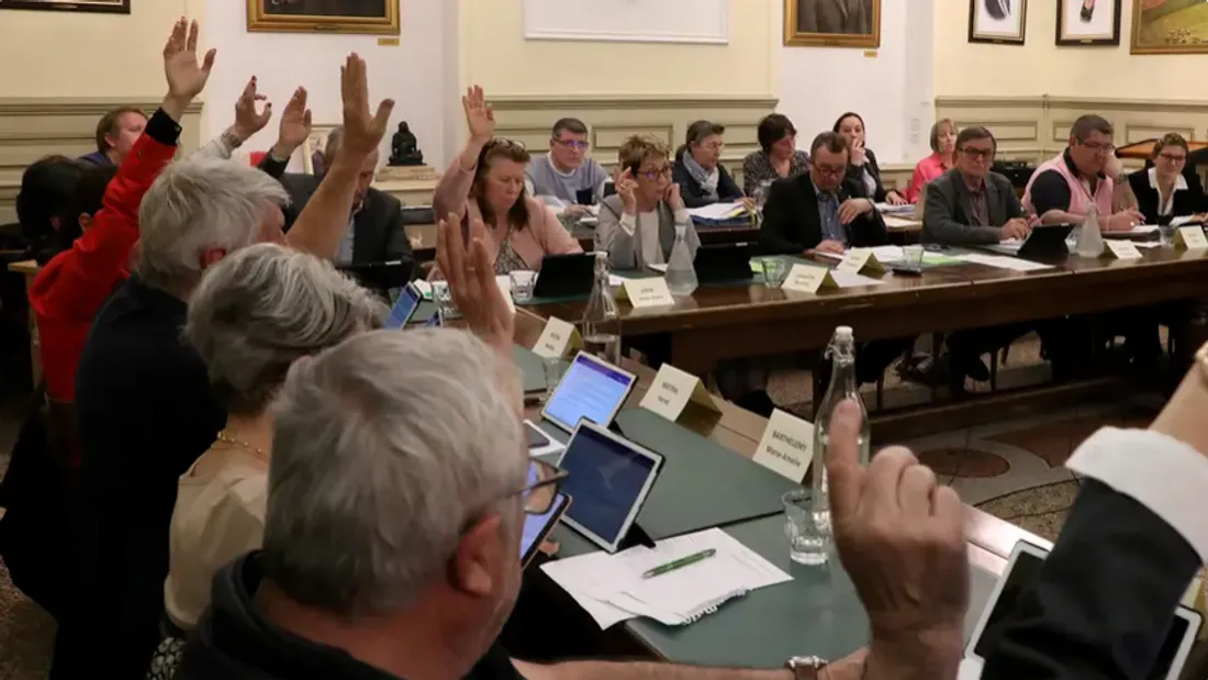 [ POLITIQUE - ST MARTIN DE CRAU ] Christophe Laufray n'a plus la main sur la gestion de la Ville