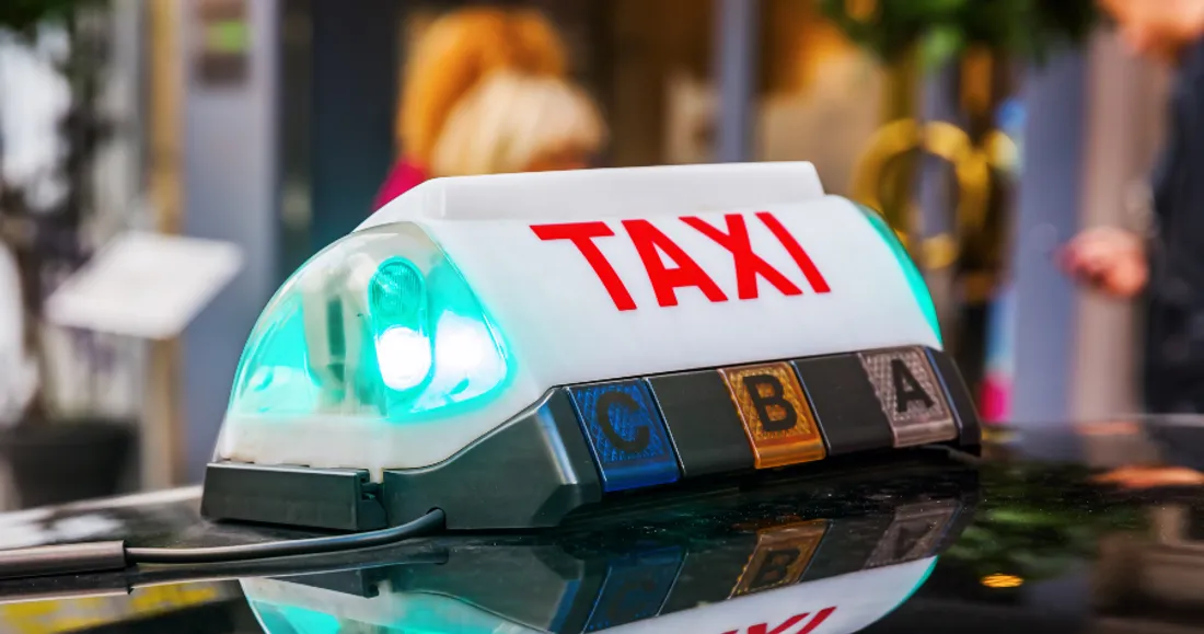 À Arles, les grands événements relancent le débat sur la mobilité et la place des taxis