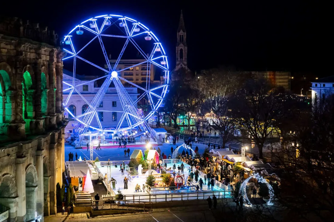 Noël à Nîmes : Une féerie lumineuse et gourmande au cœur de la ville