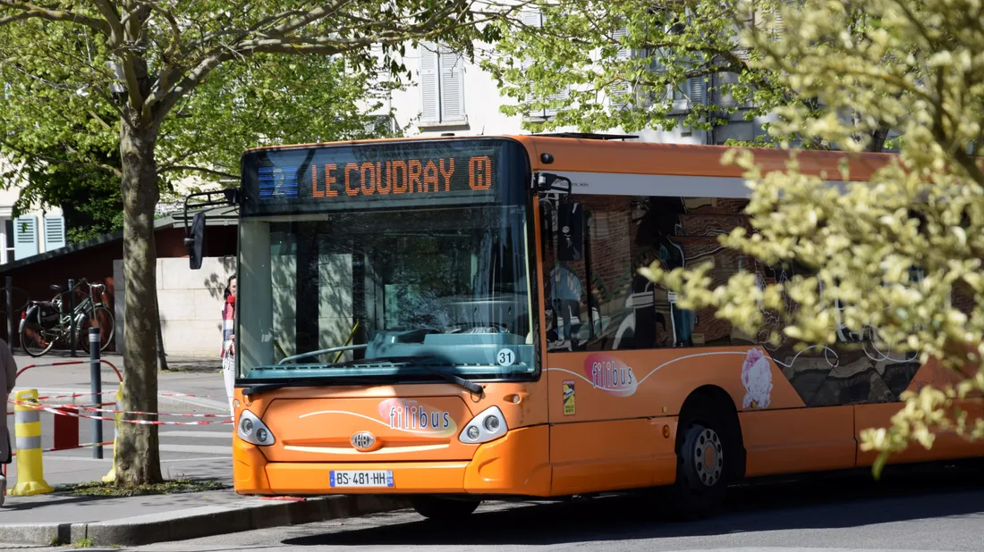 Filibus, bus, Chartres