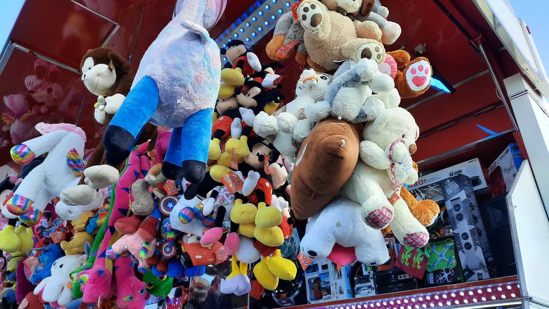 stand manège peluches