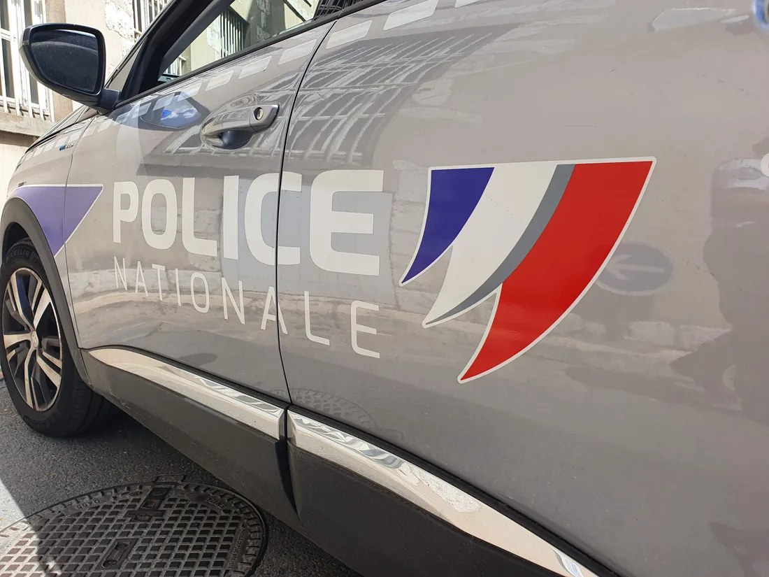 Police nationale - véhicule