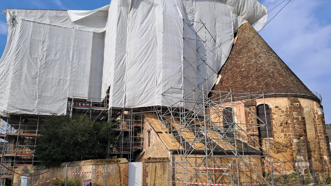 L'église Saint-Lubin en travaux à Brou © Radio Intensité