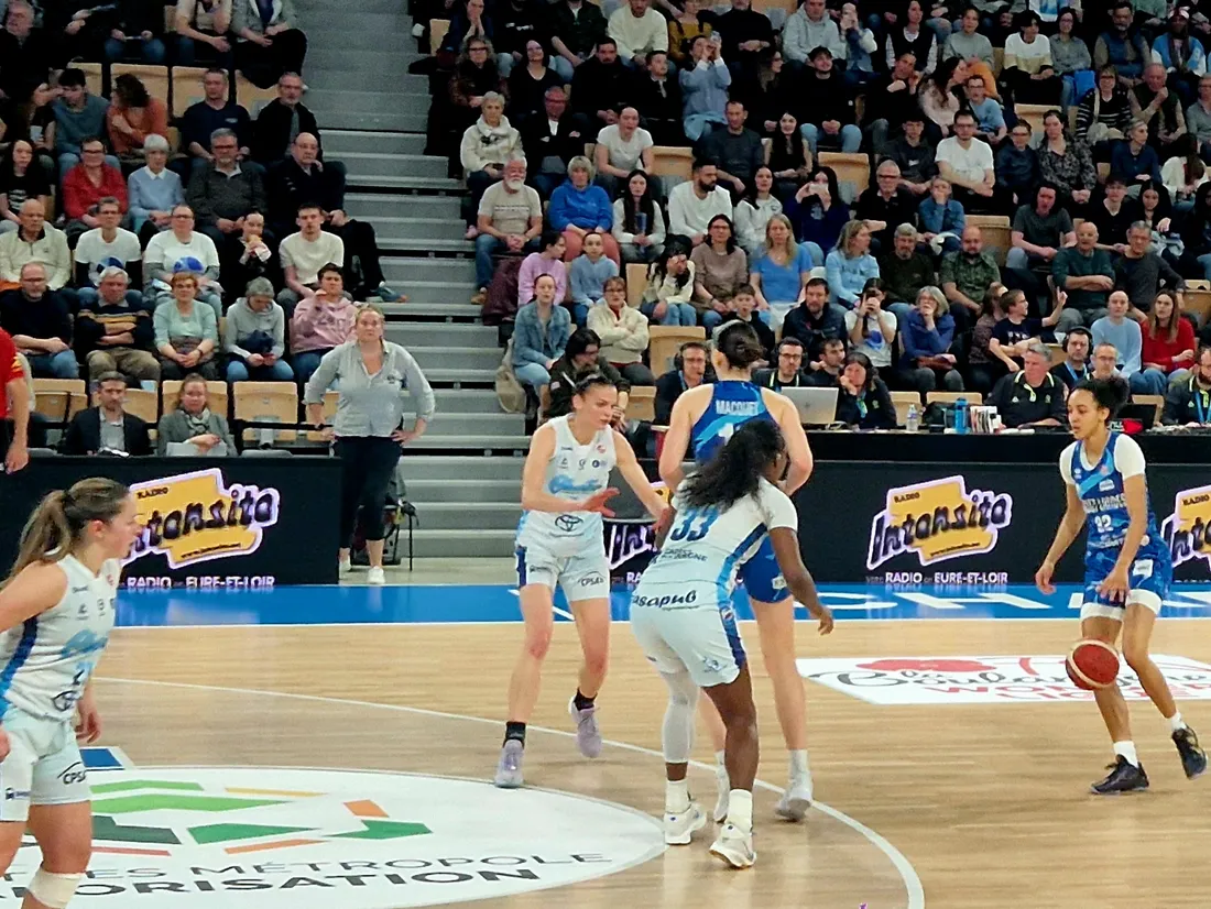 Basket - Chartres - Basket Landes, samedi 8 mars.