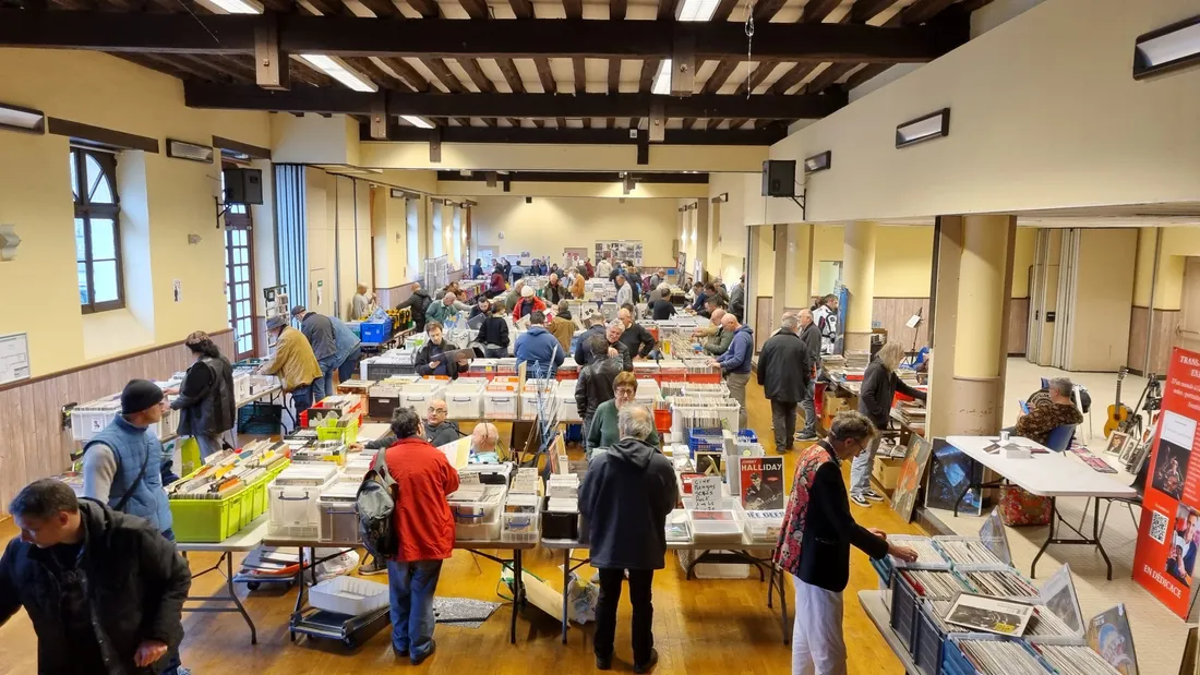 Salon du disque et de la BD à Châteaudun / Archives © Matthieu Page