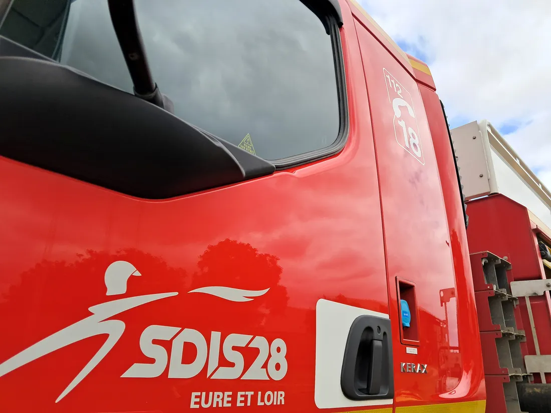 Sapeurs-pompiers, SDIS28, camion, feu