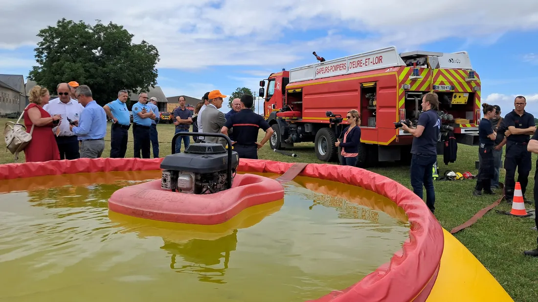 Feu de champs, bassin, irrigant