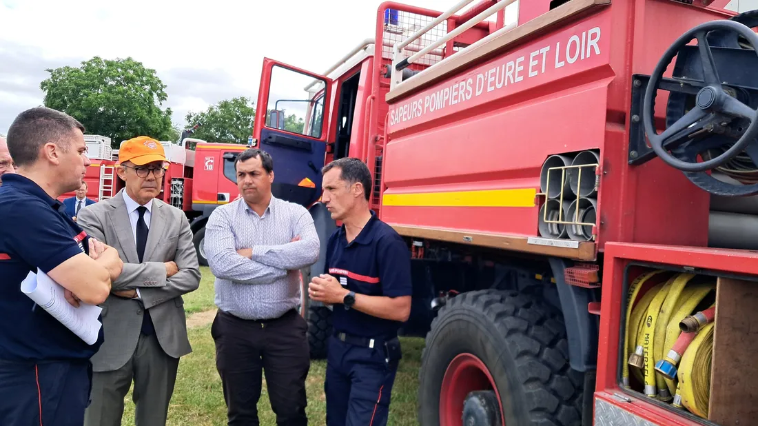 Dispositif, Feux de récolte, Irrigant, Pompiers, préfet