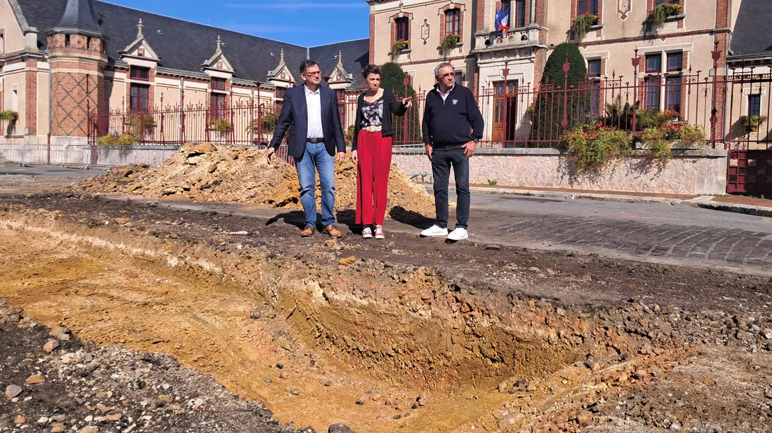 Place de l'Hôtel de ville, Travaux, Brou