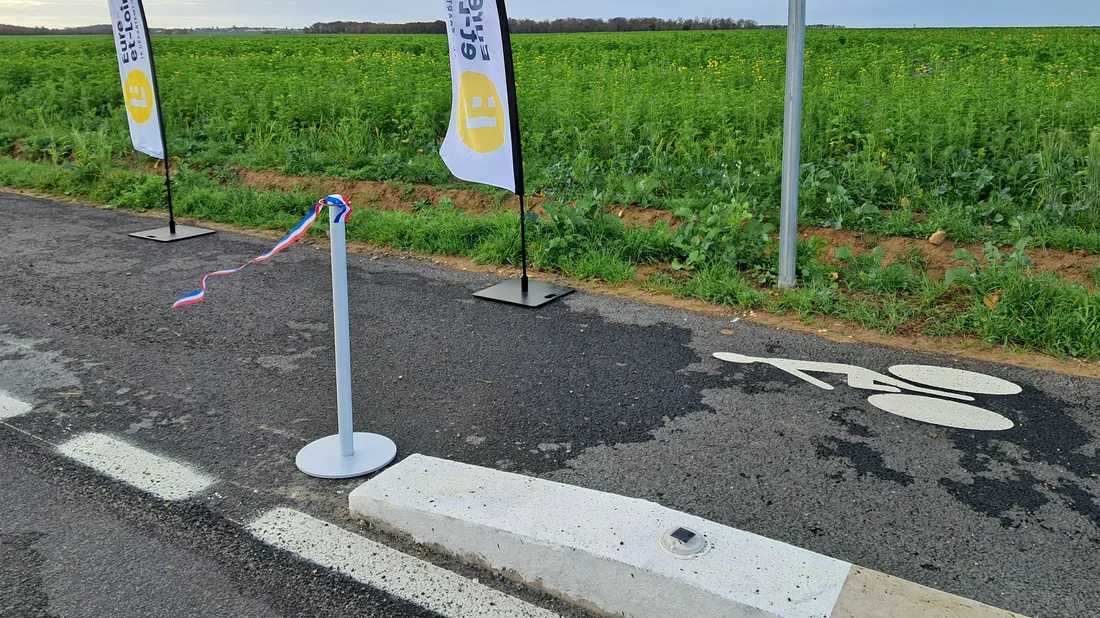Inauguration de la piste cyclable reliant Saint-Georges-sur-Eure à la gare de La Taye,