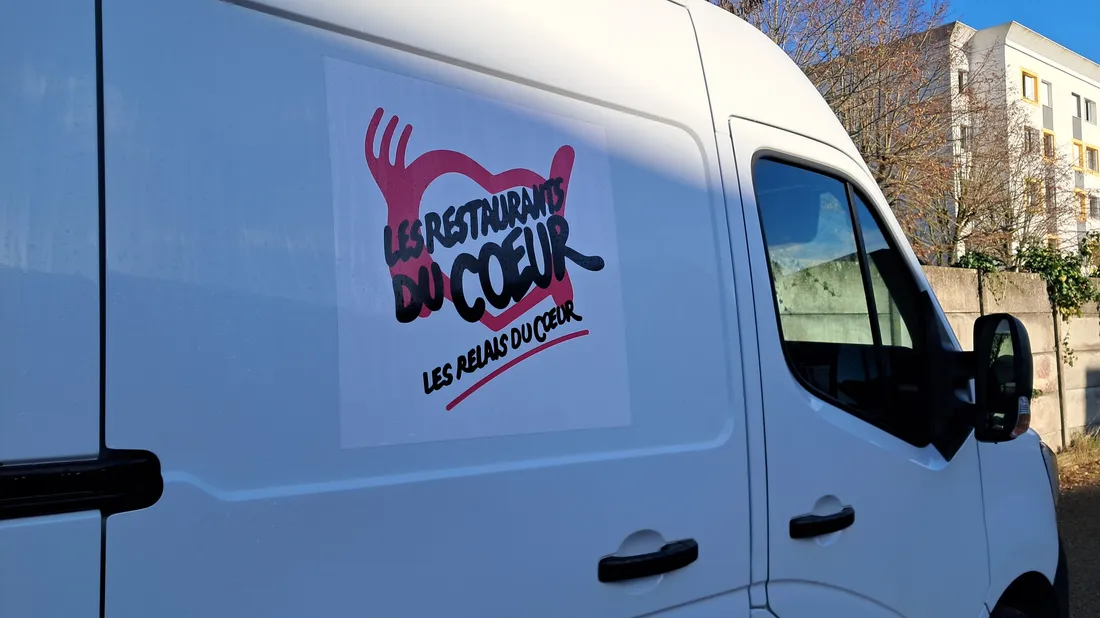 Les restos du Coeur, camion, logo
