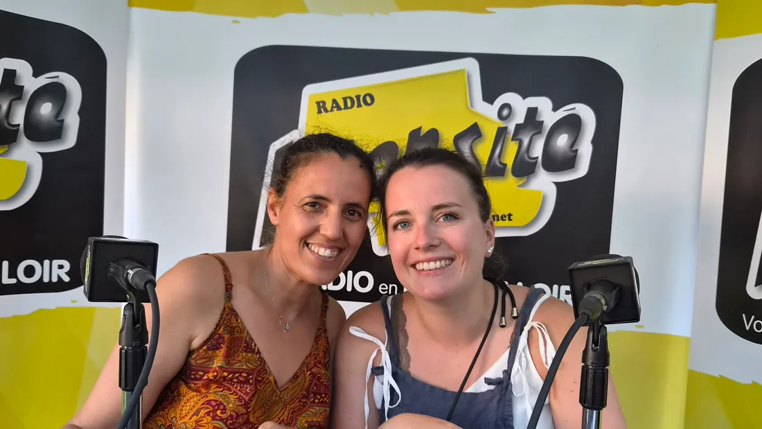 Bouchra, chargée du Candy Bar & Julie, responsable du pôle artistes