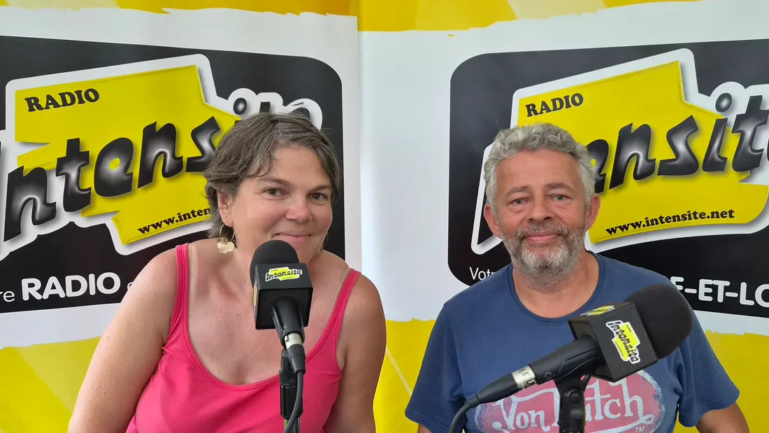 Anne-Hélène, responsable service/commande et Bruno, responsable restauration