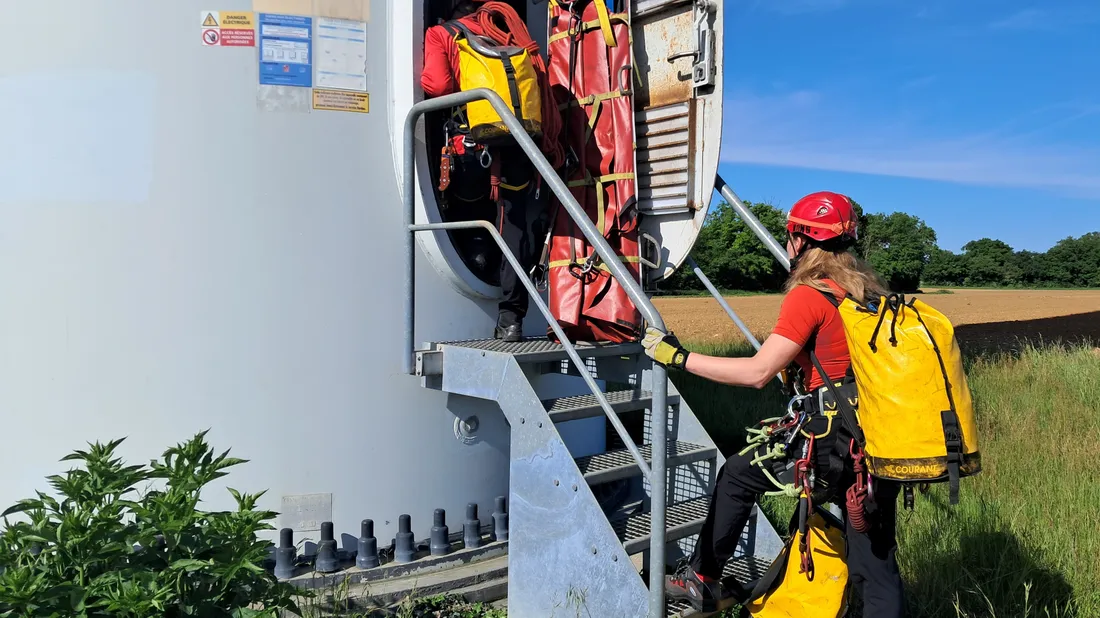 Pompiers, grimp, éolienne, SMP