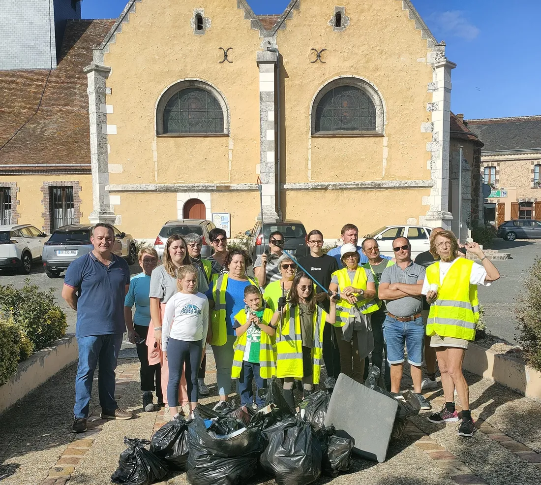 Ramassage des déchets 2023 © Comité des Fêtes de Luigny
