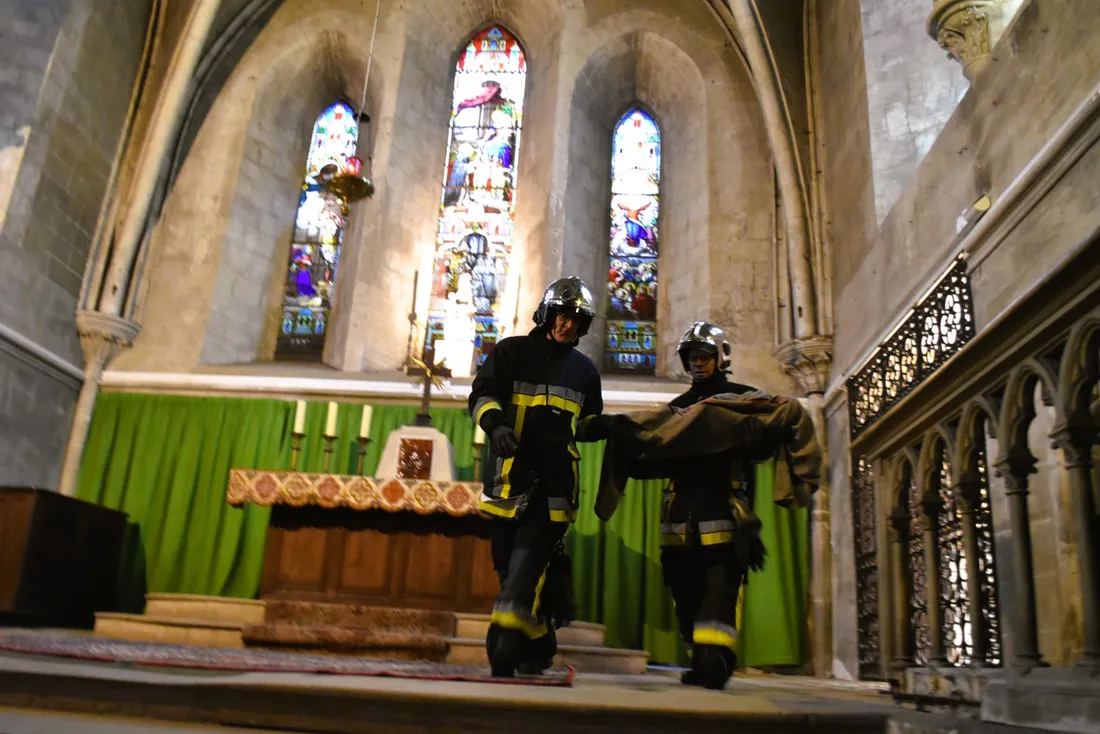 Pompiers église Nogent-le-Rotrou