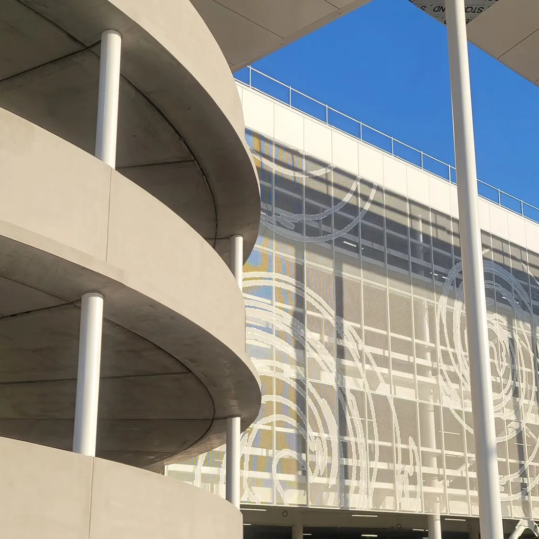 parking leclerc chartres