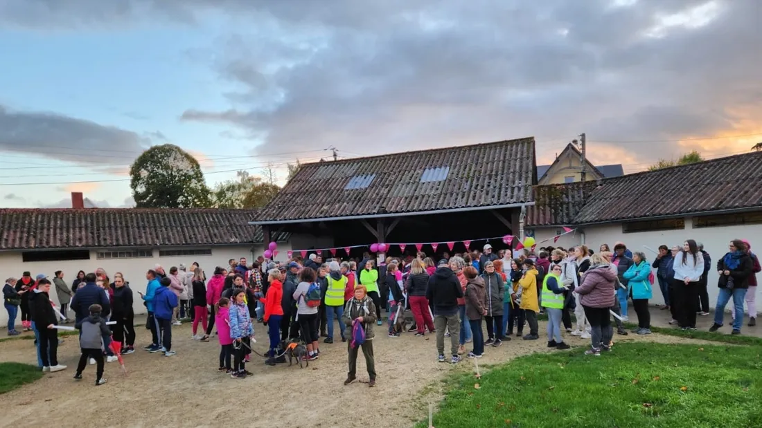 Marche nocturne luisant octobre rose