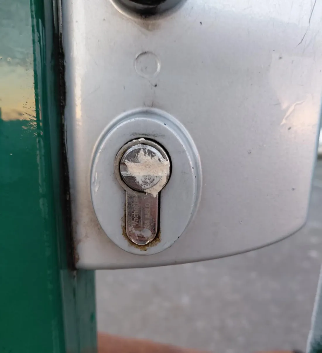 serrures dégradées - refuge Amilly