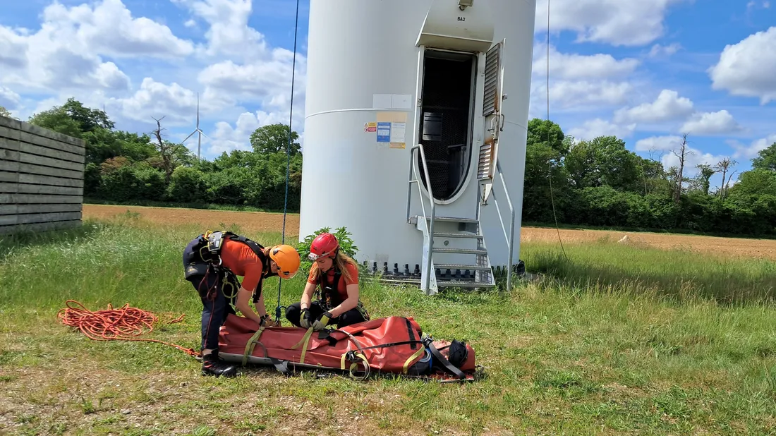 Pompiers, grimp, éolienne, SMP