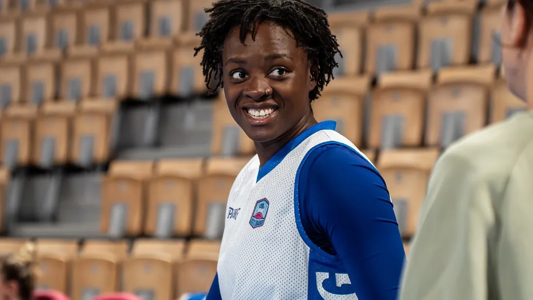 kekely elenga c' chartres basket