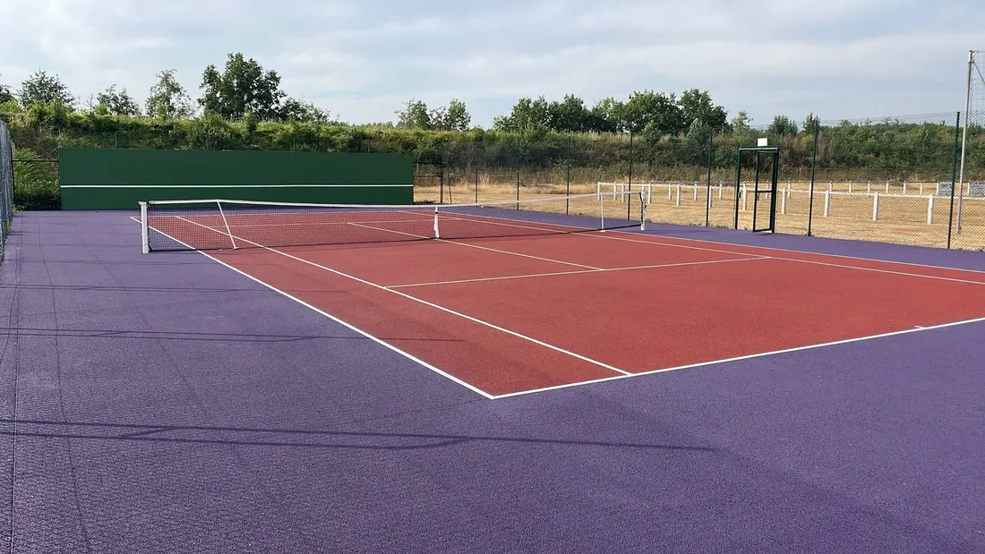 terrain tennis marboué