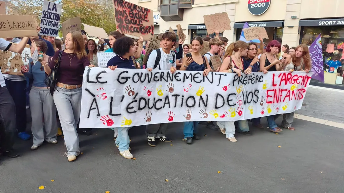 manifestation lycéens chartres septembre 2026