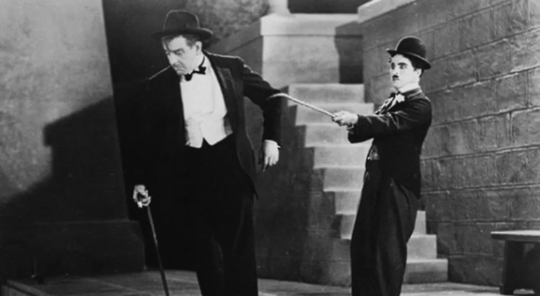 Image extraite de The Immigrant (1917), un film réalisé par Charlie Chaplin